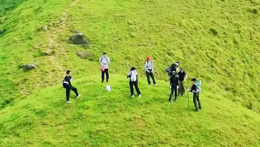 【阳春鸡笼顶2天 】探秘阳春八景之龙宫岩+春湾石林、徒步南方呼伦贝尔-鸡笼顶、入住温泉酒店-