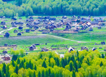 【邂逅阿勒泰】2-6人小团，探秘人间仙境阿勒泰，喀纳斯+徒步三湾+入住禾木村+S21+五彩滩+魔鬼城6日小环线-