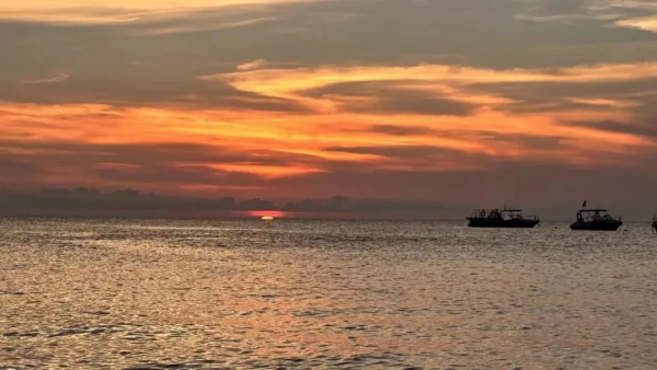 【鲸喜涠洲4天】初春看海，遇见“鲸”喜
