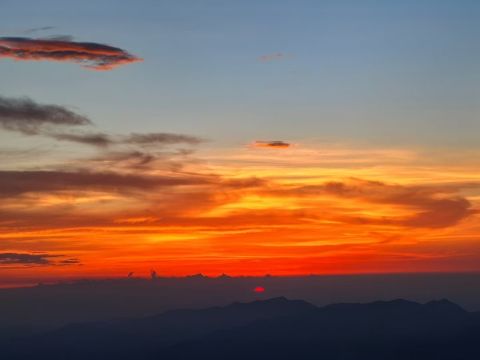 【夜爬特-齐云山】登赣南第一峰.看星空最美高山草甸