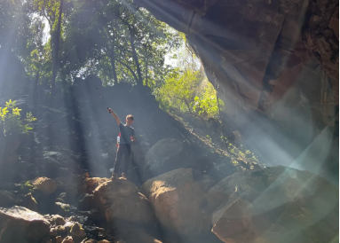 遇见山海【西樵山探洞】每周六、日出发佛山西樵山探洞，追一场耶稣光盛宴1天