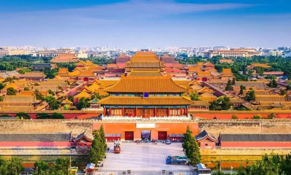 含往返机票【双飞·北京经典5日游】天安门、故宫、恭紫禁城故宫博物馆、千年圣坛天坛套票、太阳宫冰雪狂欢、八达岭长城、恭王府-
