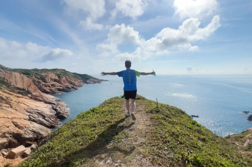 竹篙岛露营2日丨海岛隐藏玩法：避世玻璃海玩水，体验一回渔夫生活，坐船才能到达星空营地